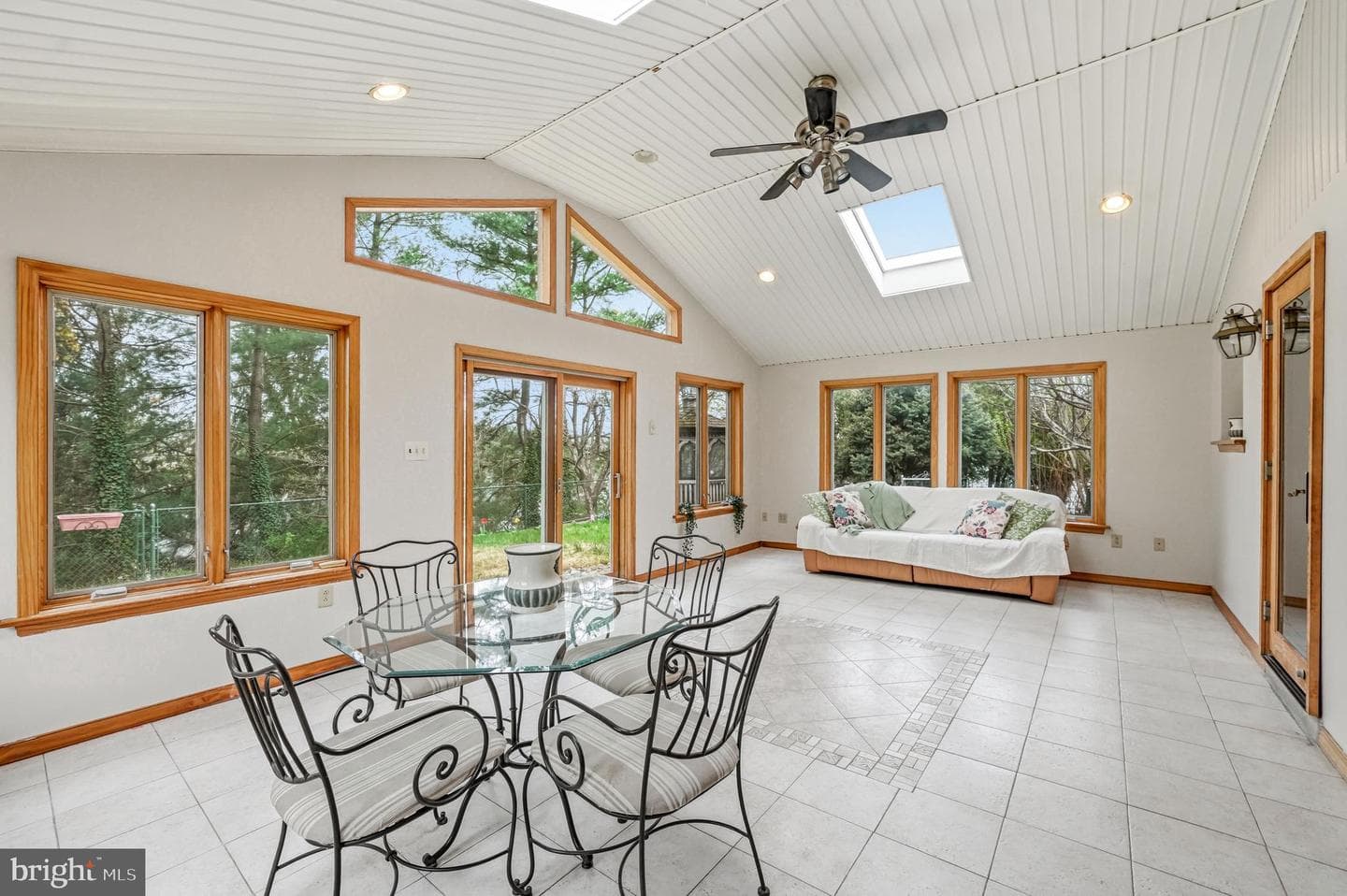 574 General Armstrong Road photo 20