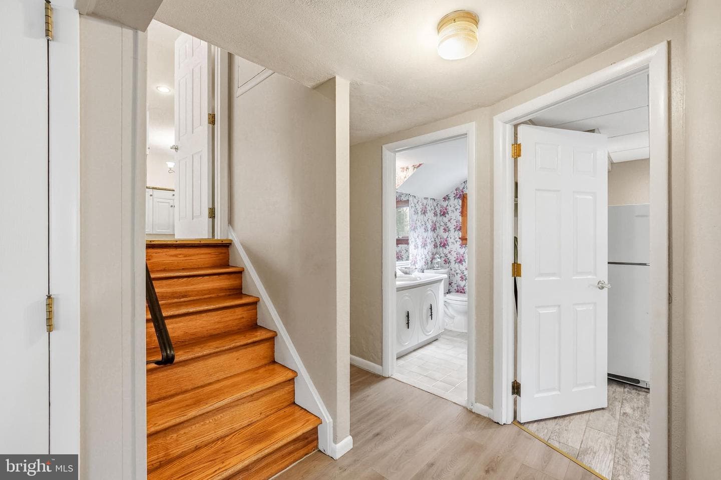 574 General Armstrong Road photo 32