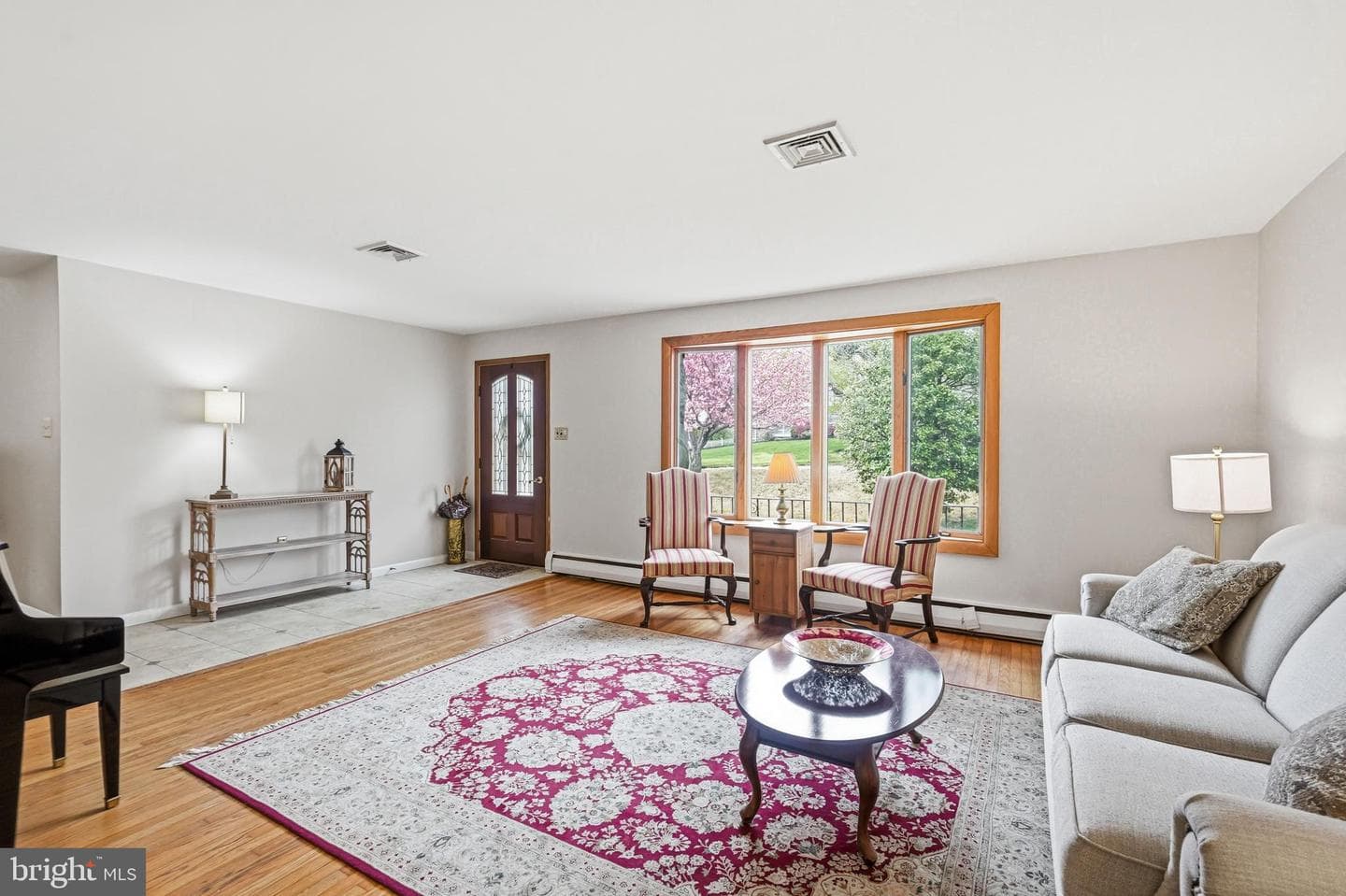 574 General Armstrong Road photo 8