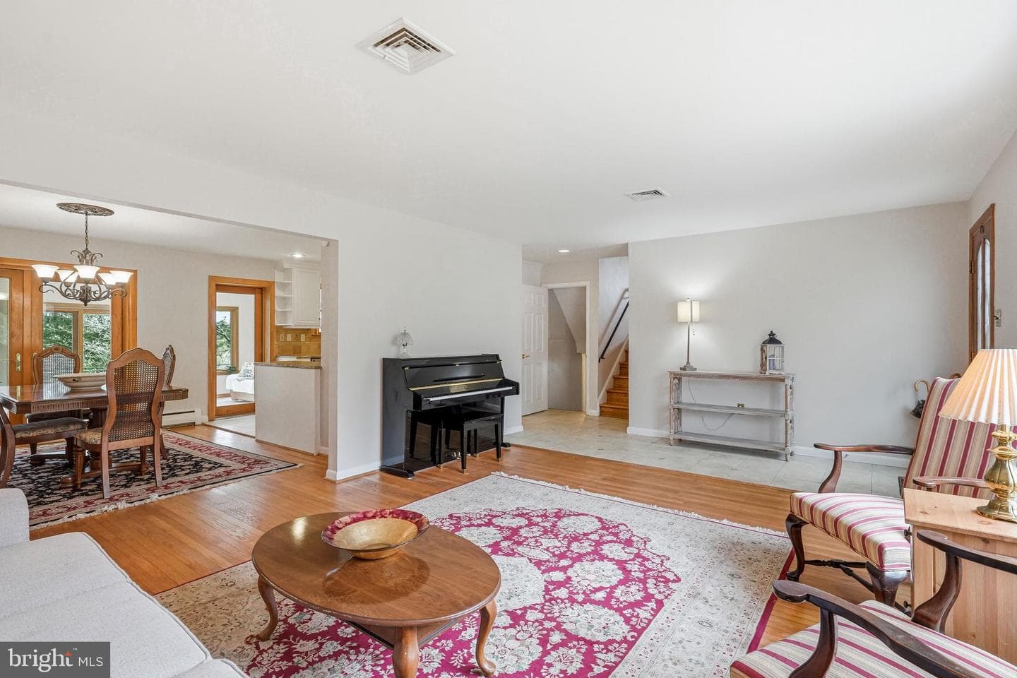 574 General Armstrong Road photo 9