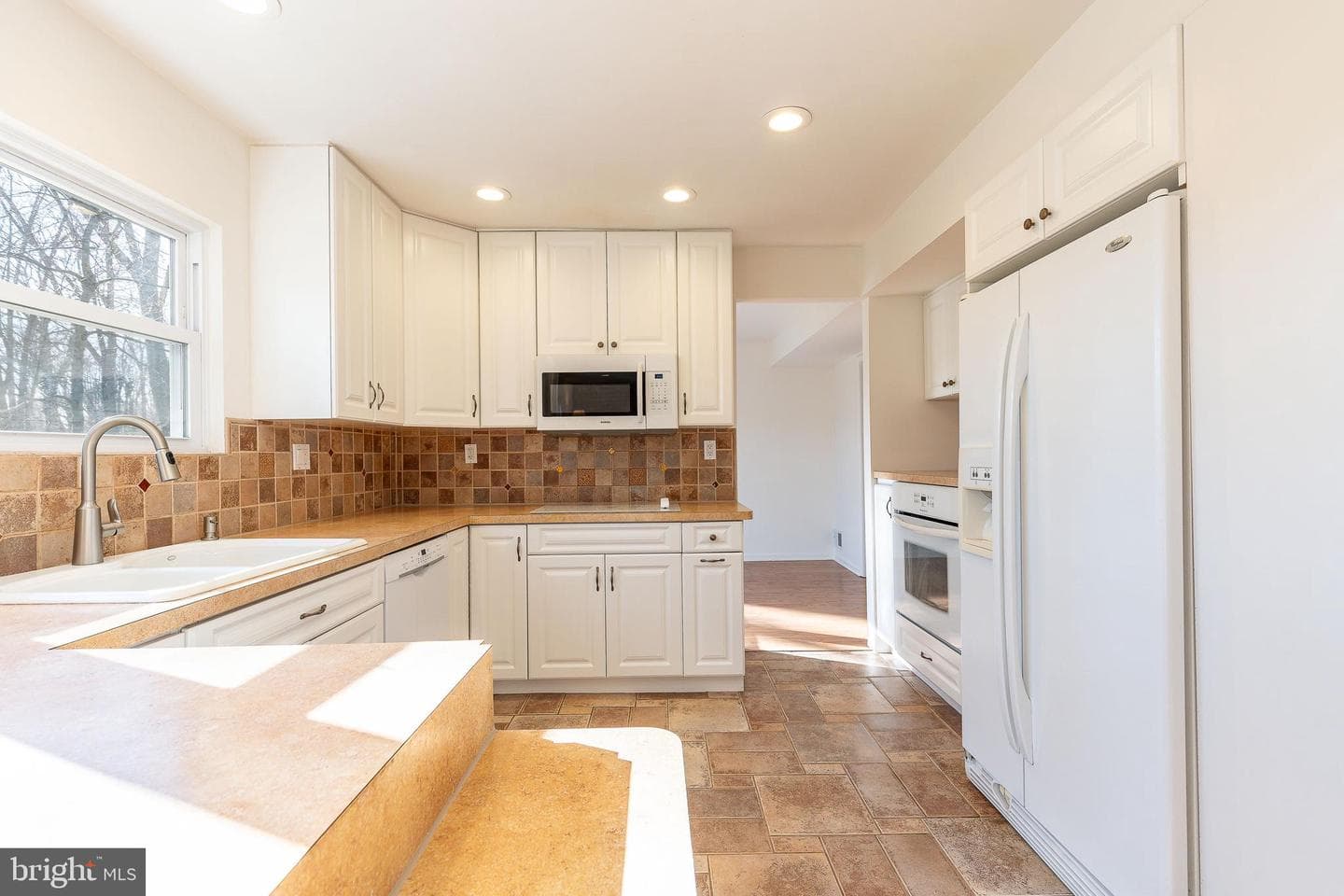 438 Holly Lane photo 12
