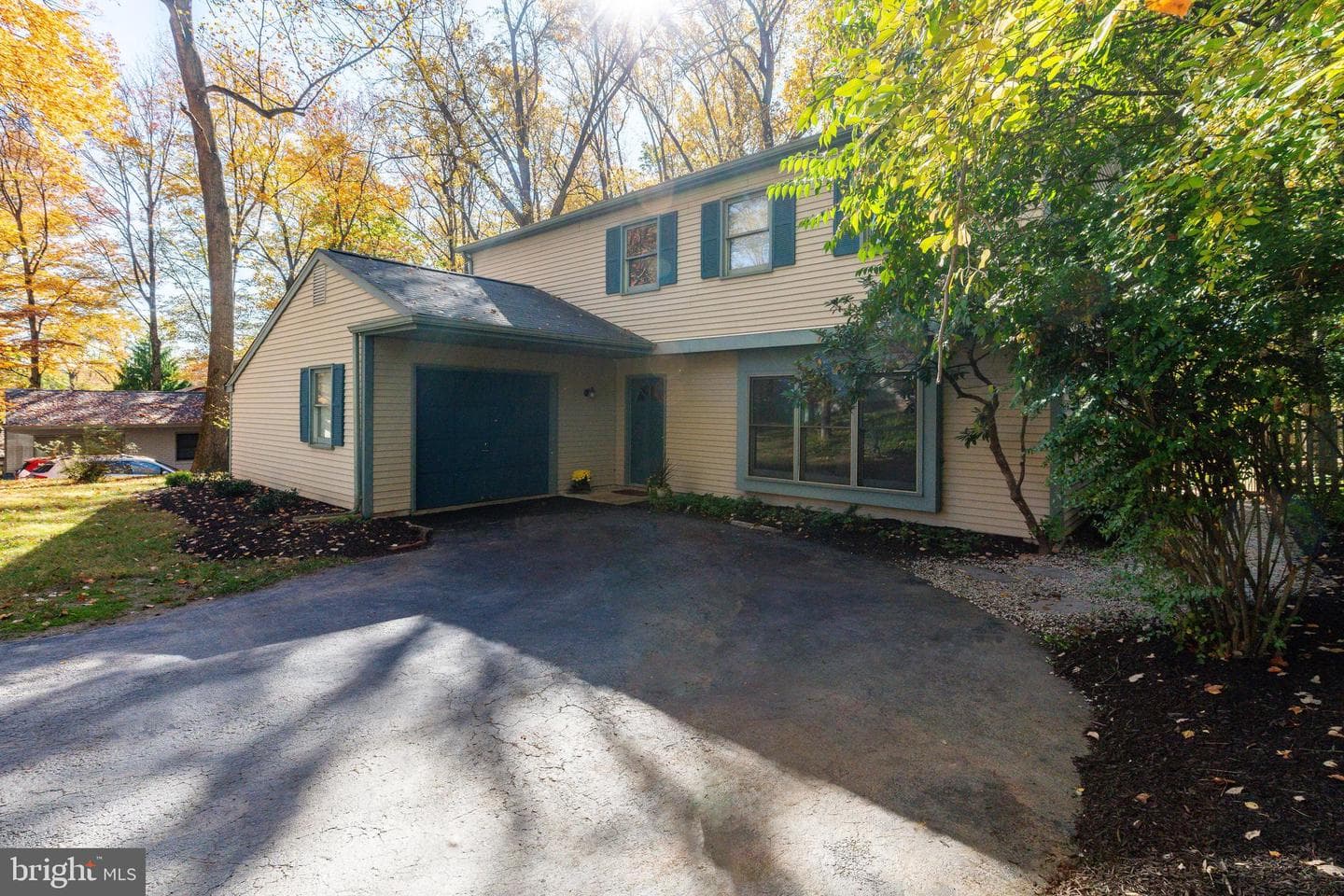 438 Holly Lane photo 5