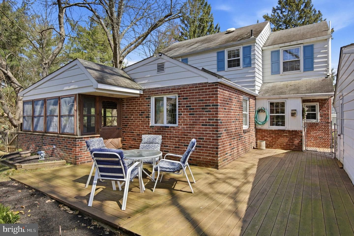 2240 Pioneer Road photo 22