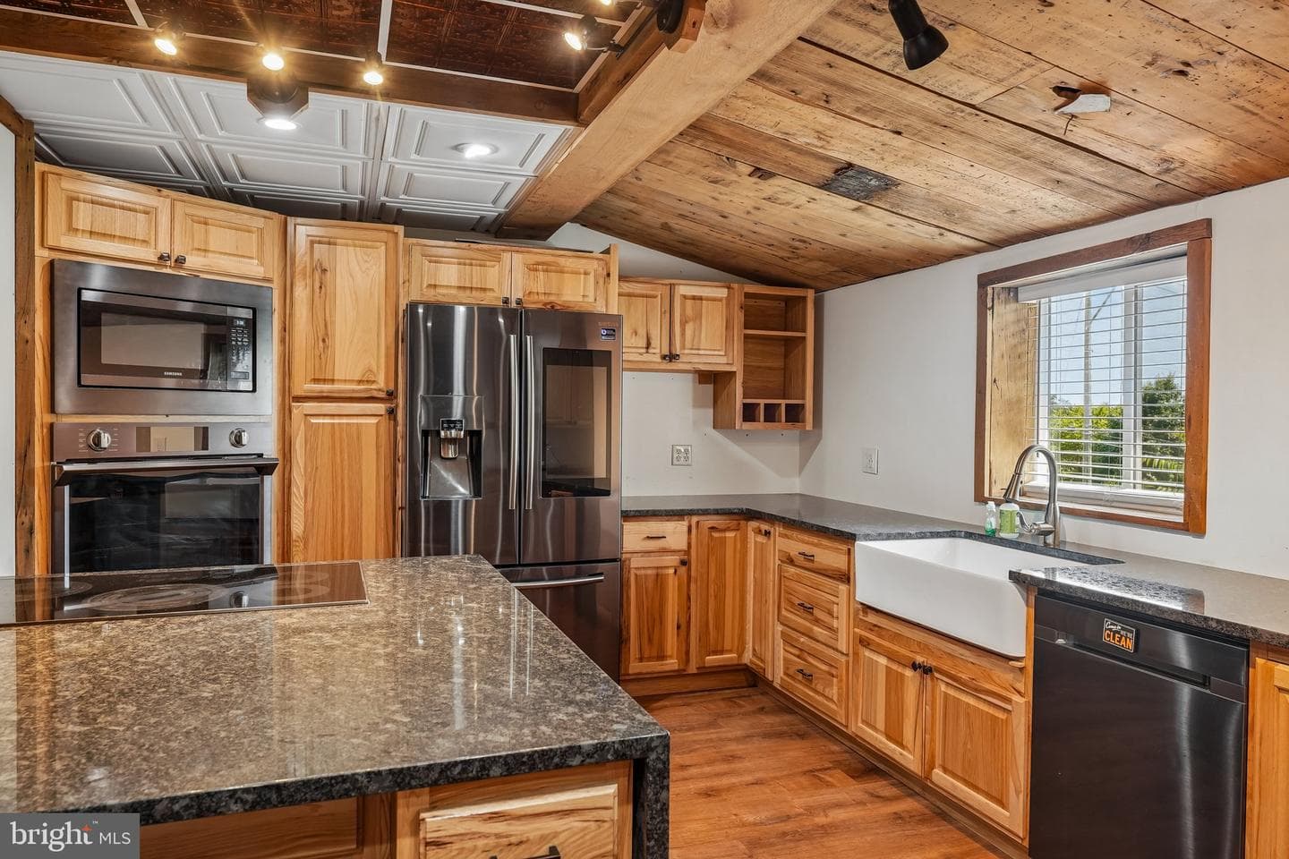 136 Souder Road photo 10