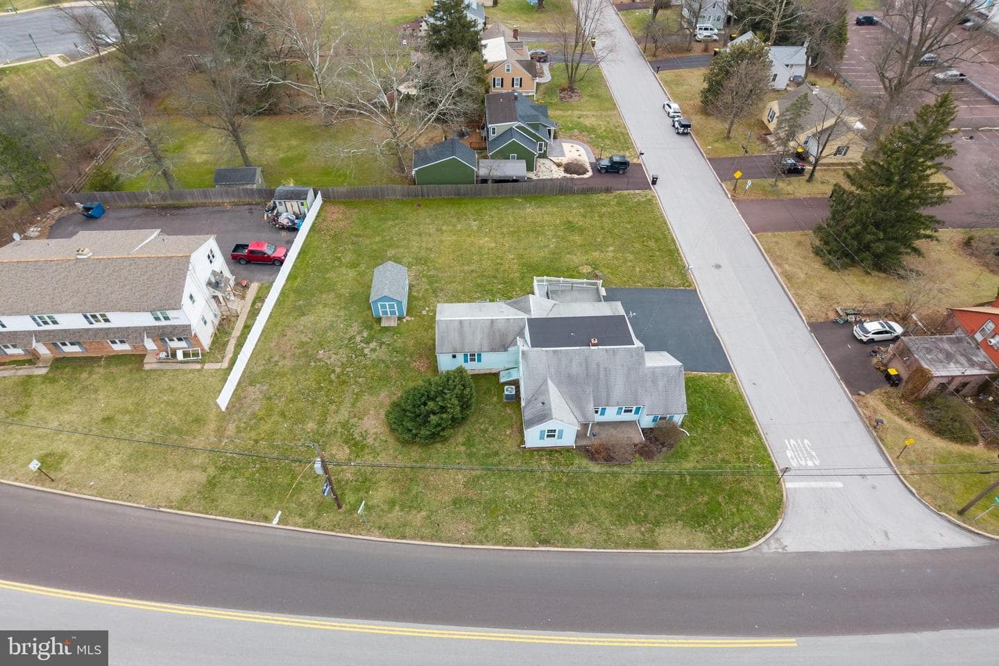 933 Forty Foot Road photo 21