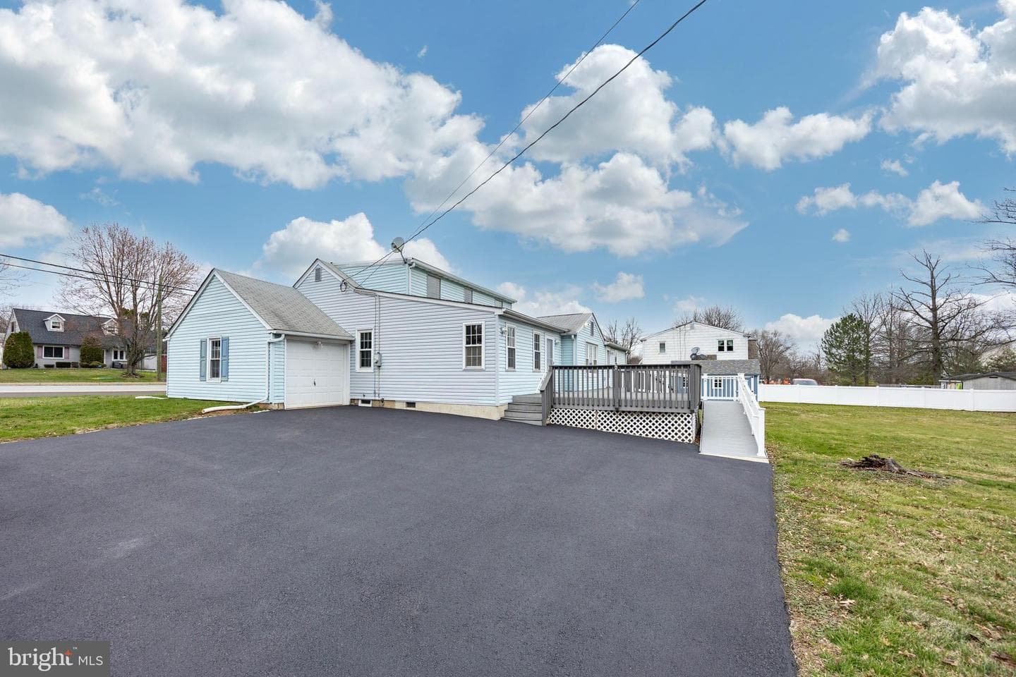 933 Forty Foot Road photo 24