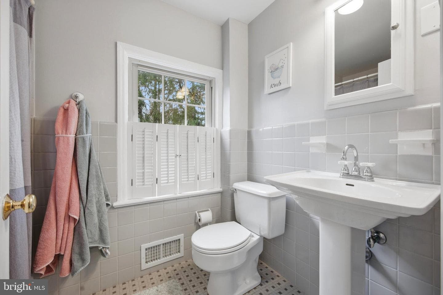 601 Cedar Lane photo 22