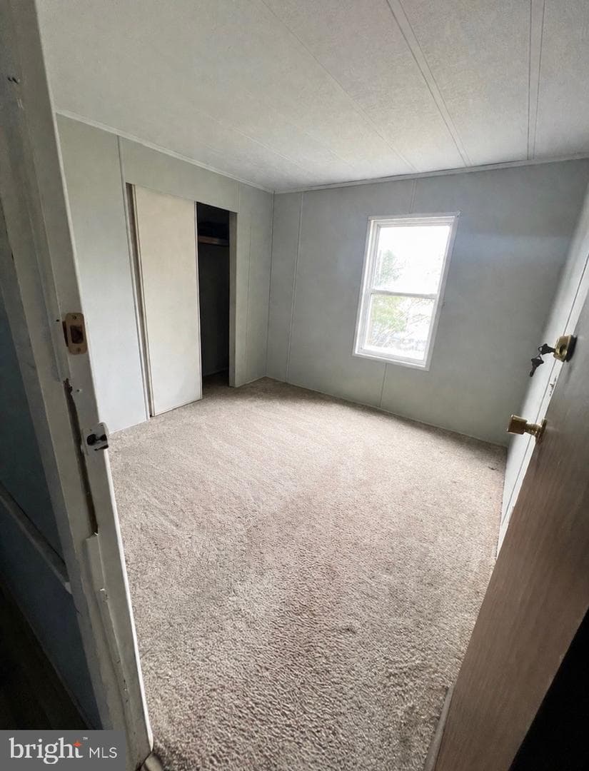 910 Lakeview Drive photo 19