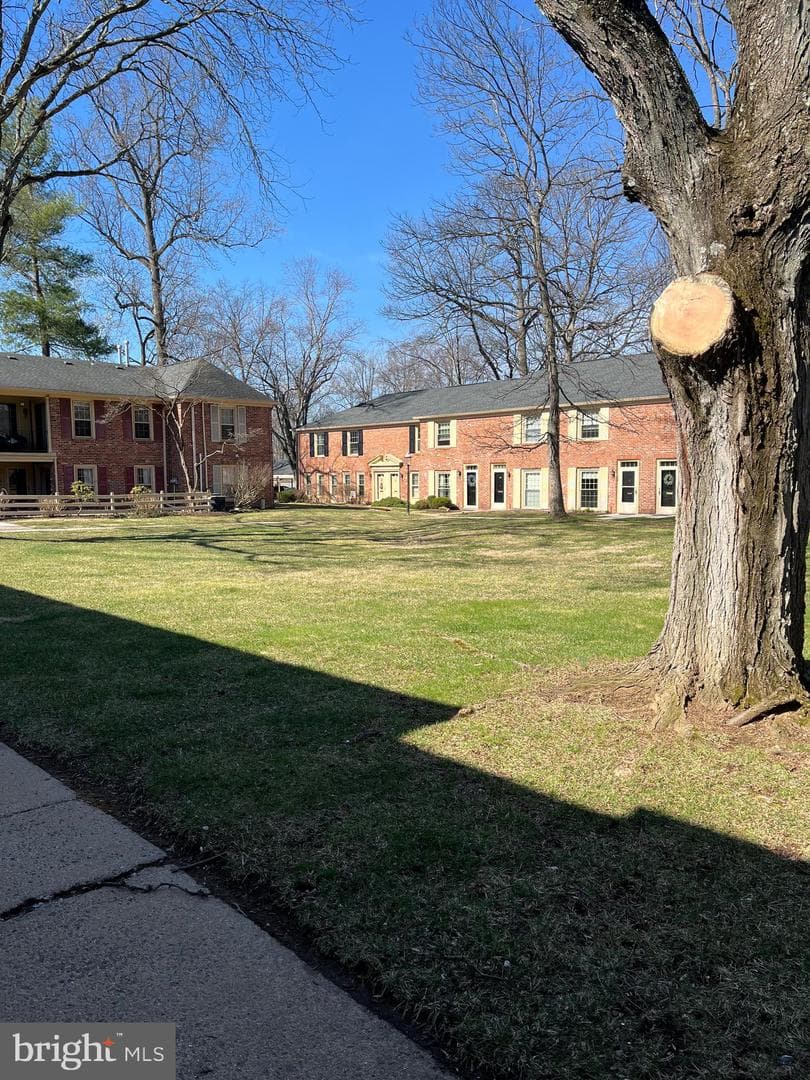 154 Albemarle Drive photo 3