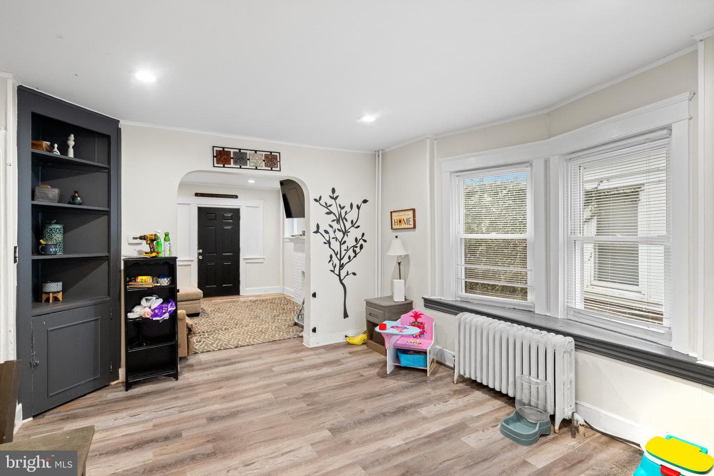 1009 Queen St photo 7