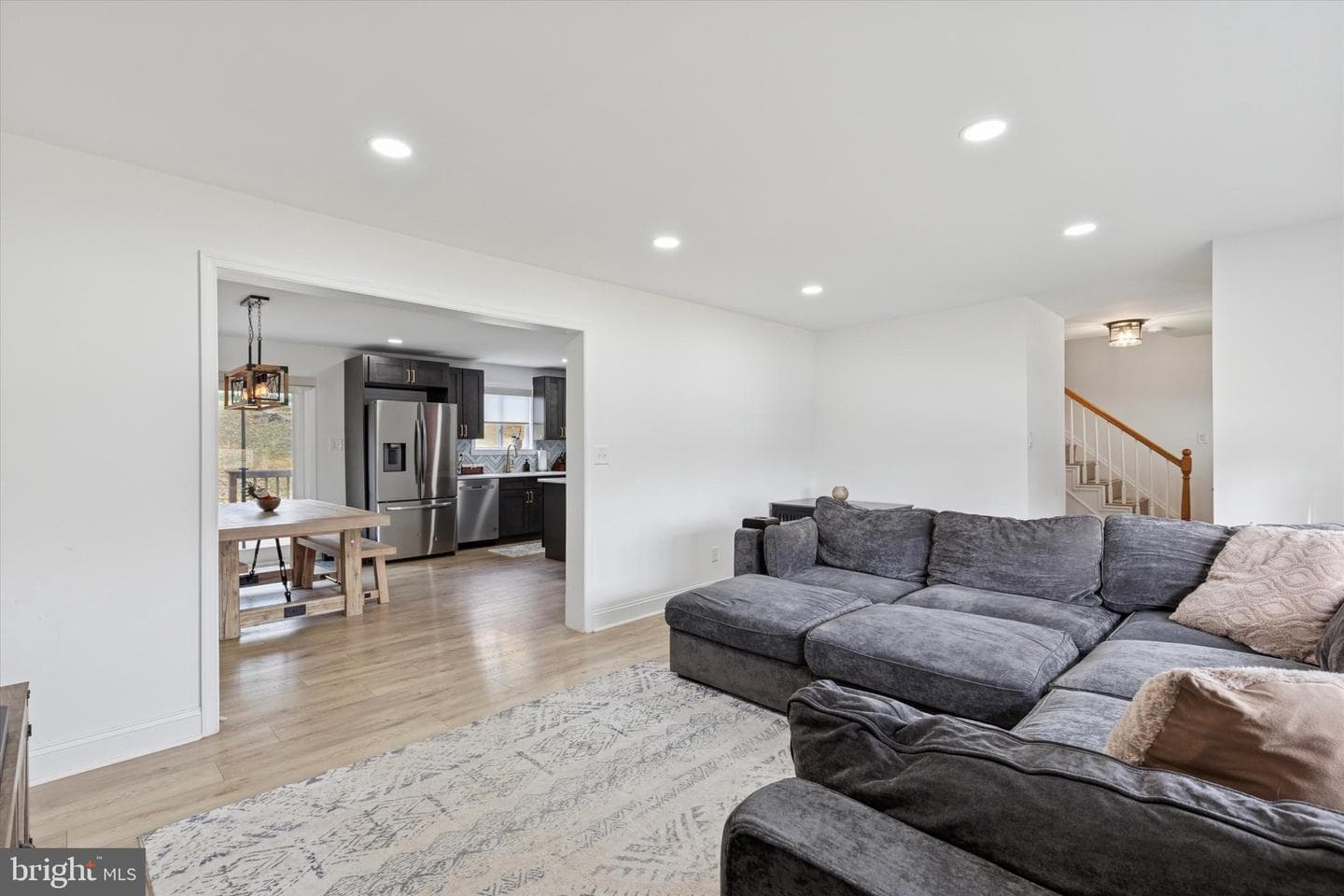 3023 Eisenhower Road photo 4