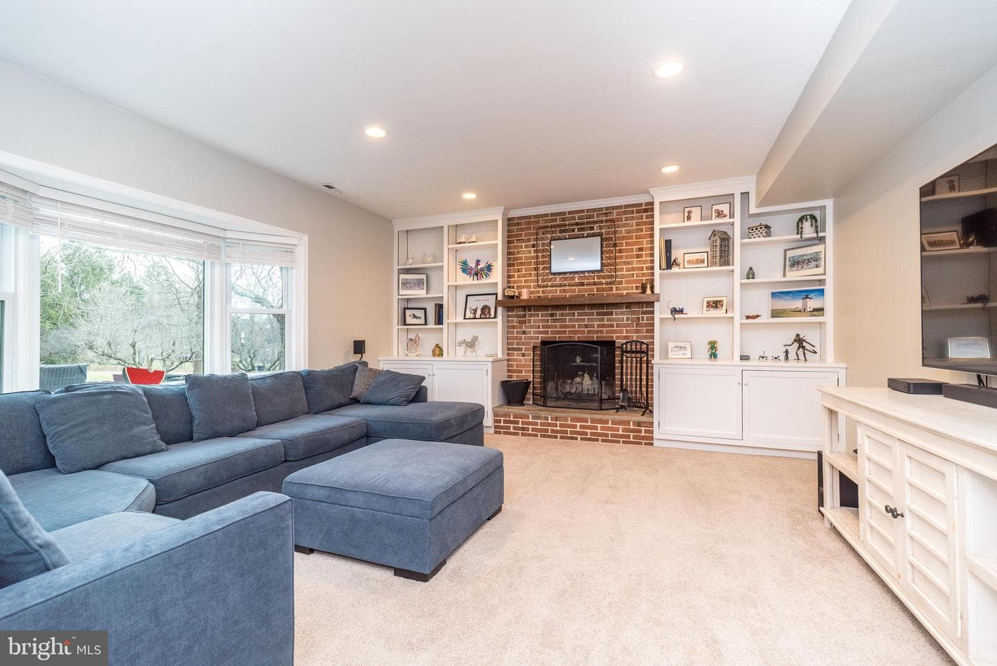 221 Stefan Place photo 23