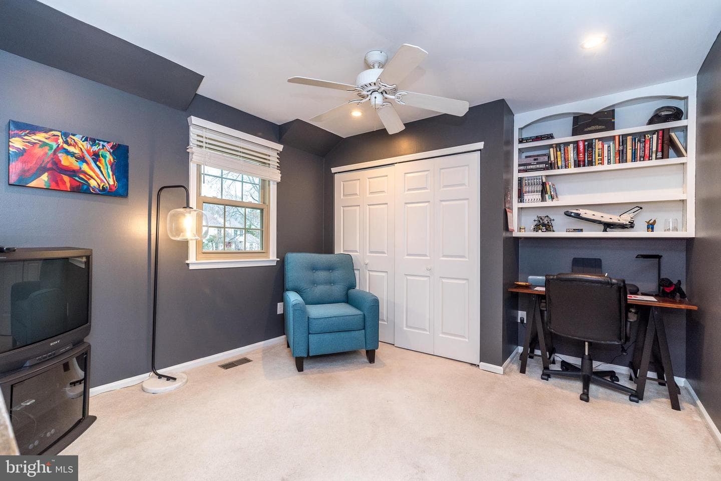 221 Stefan Place photo 46