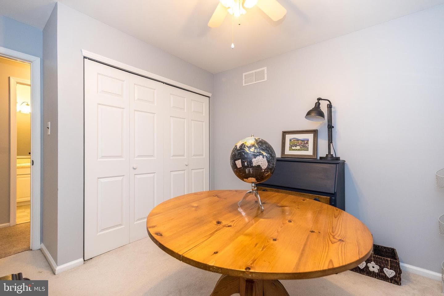 221 Stefan Place photo 49