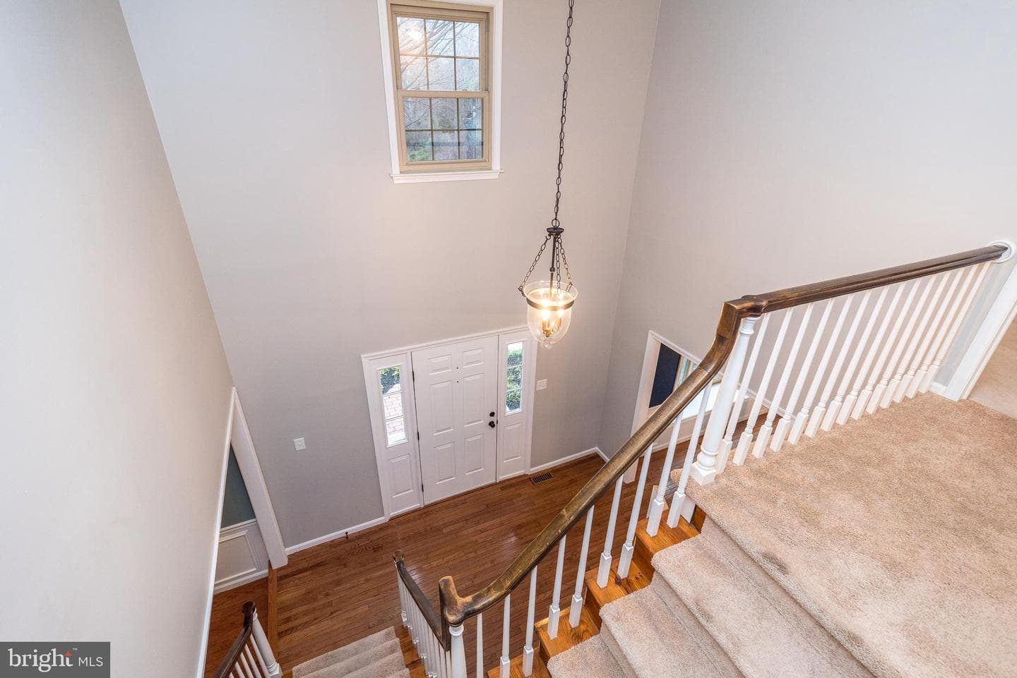 221 Stefan Place photo 6