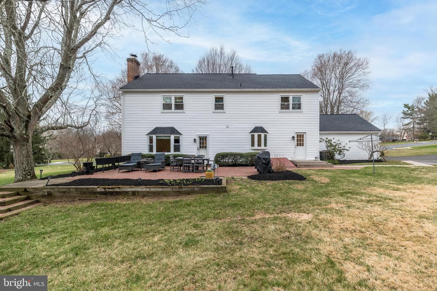 221 Stefan Place photo 76