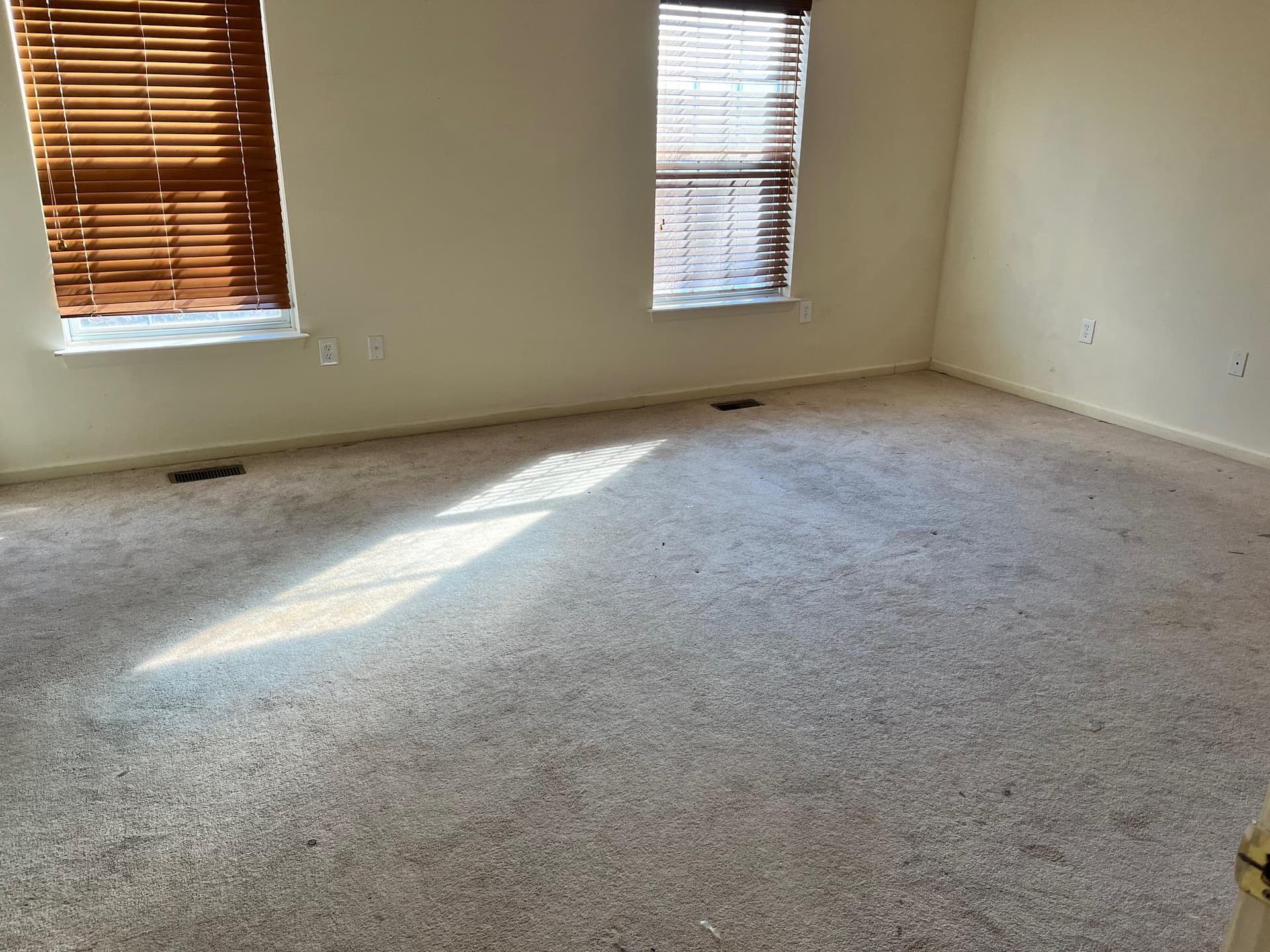610 Brentwood Court photo 9