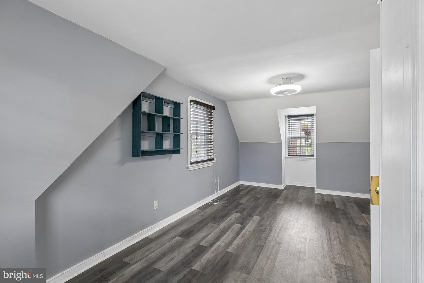 556 Anne Street photo 10