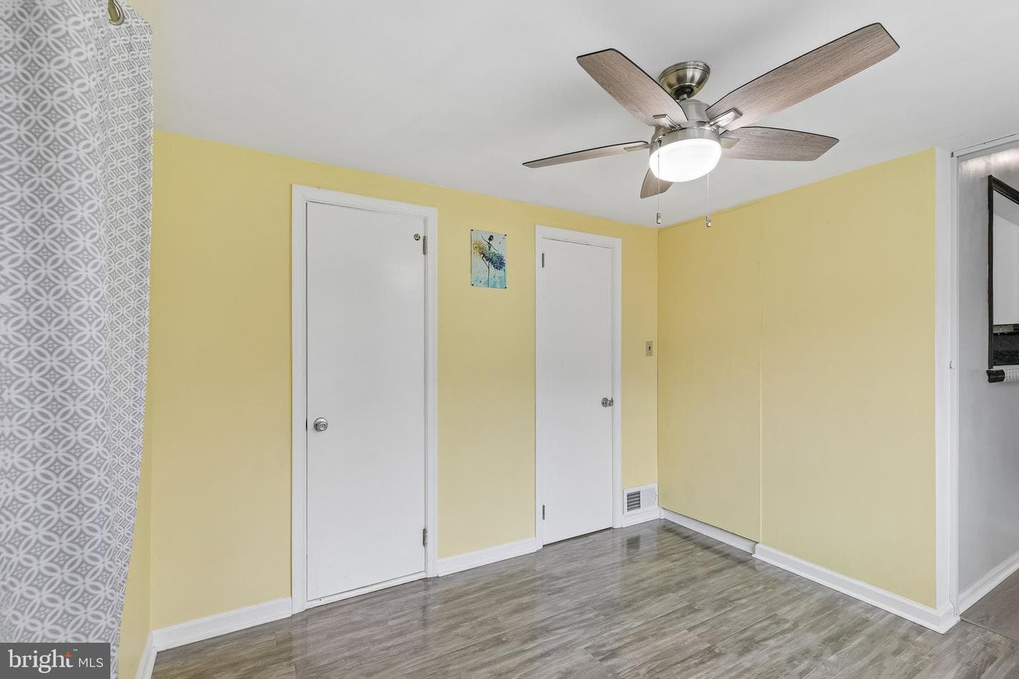 556 Anne Street photo 25