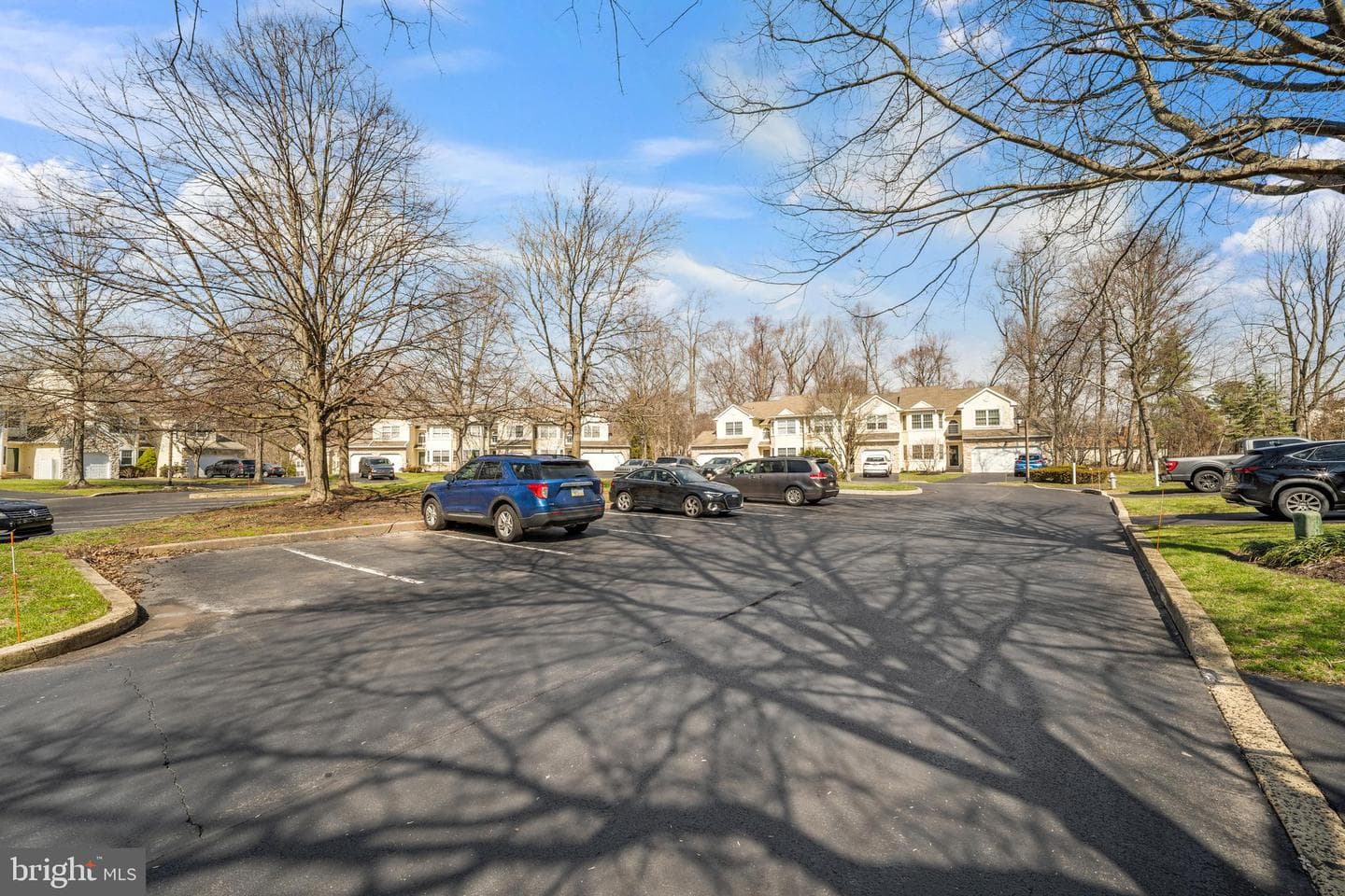 721 Locust Lane photo 2