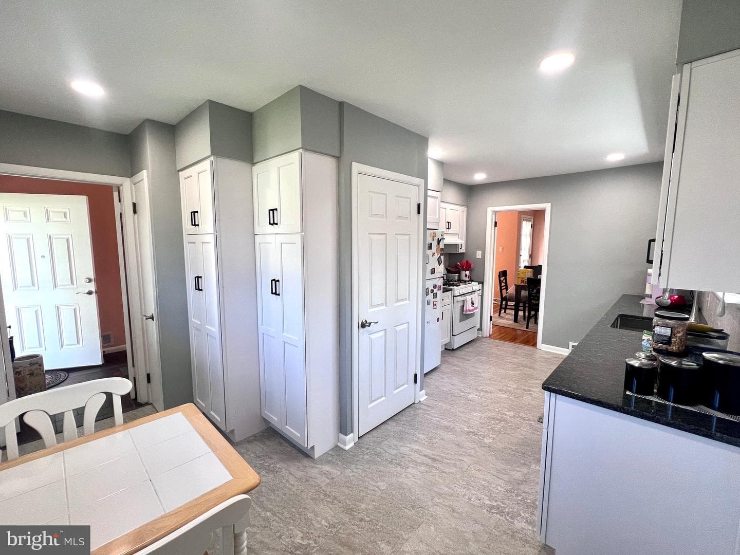 7919 Heather Road photo 14