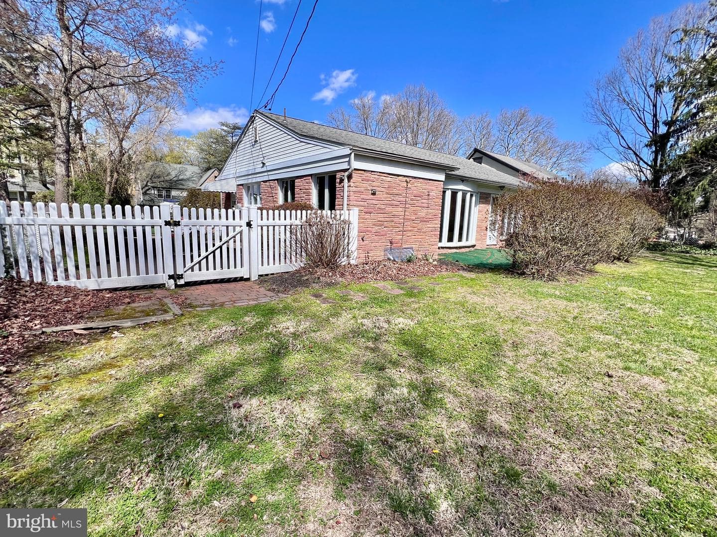 7919 Heather Road photo 40