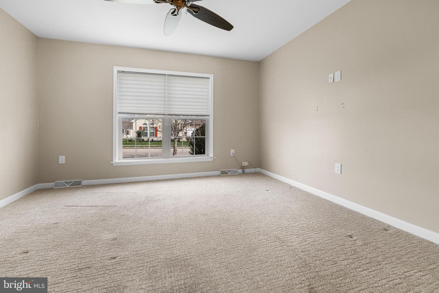 411 Dandelion Drive photo 15