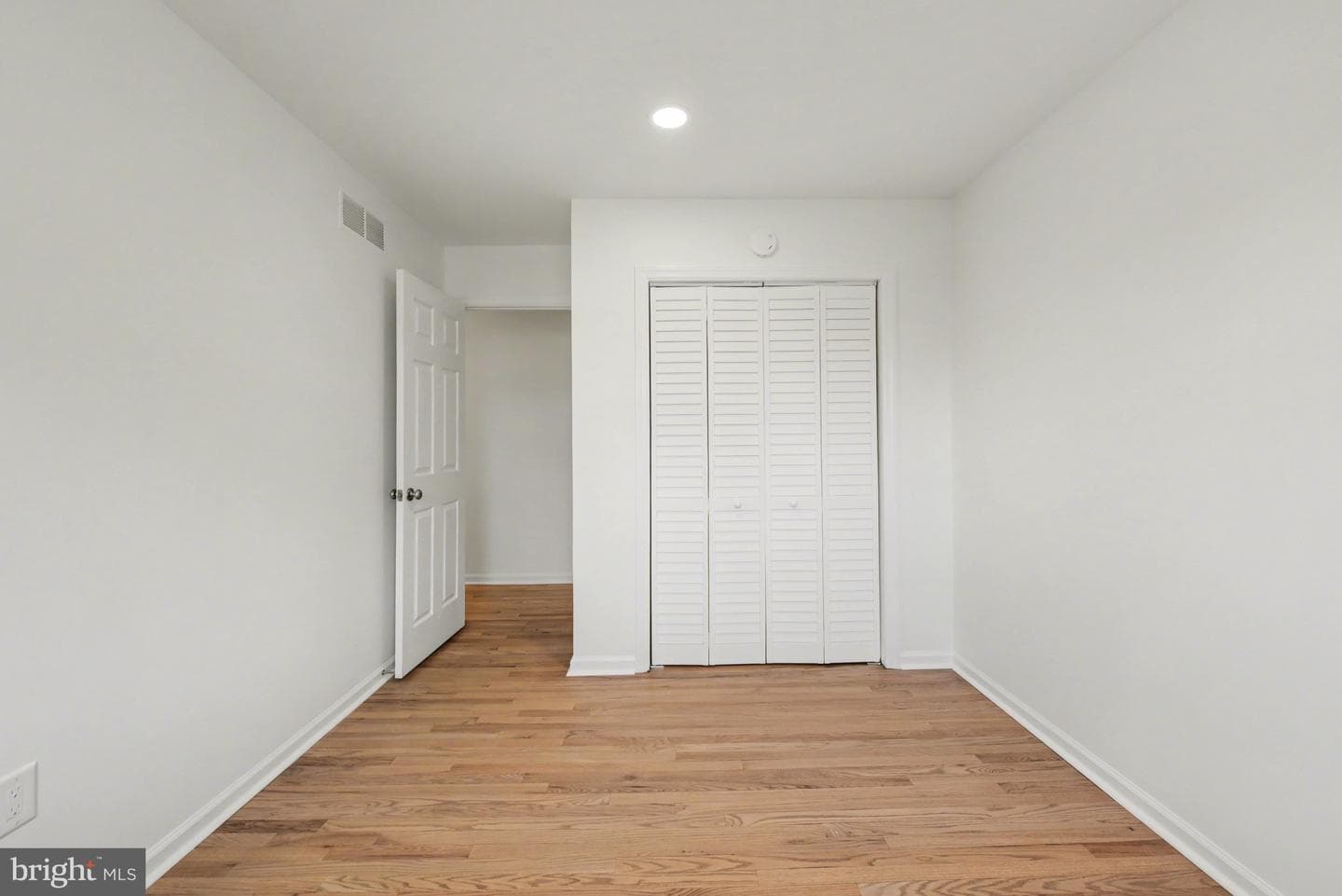 1509 Saint Andrews Way photo 32