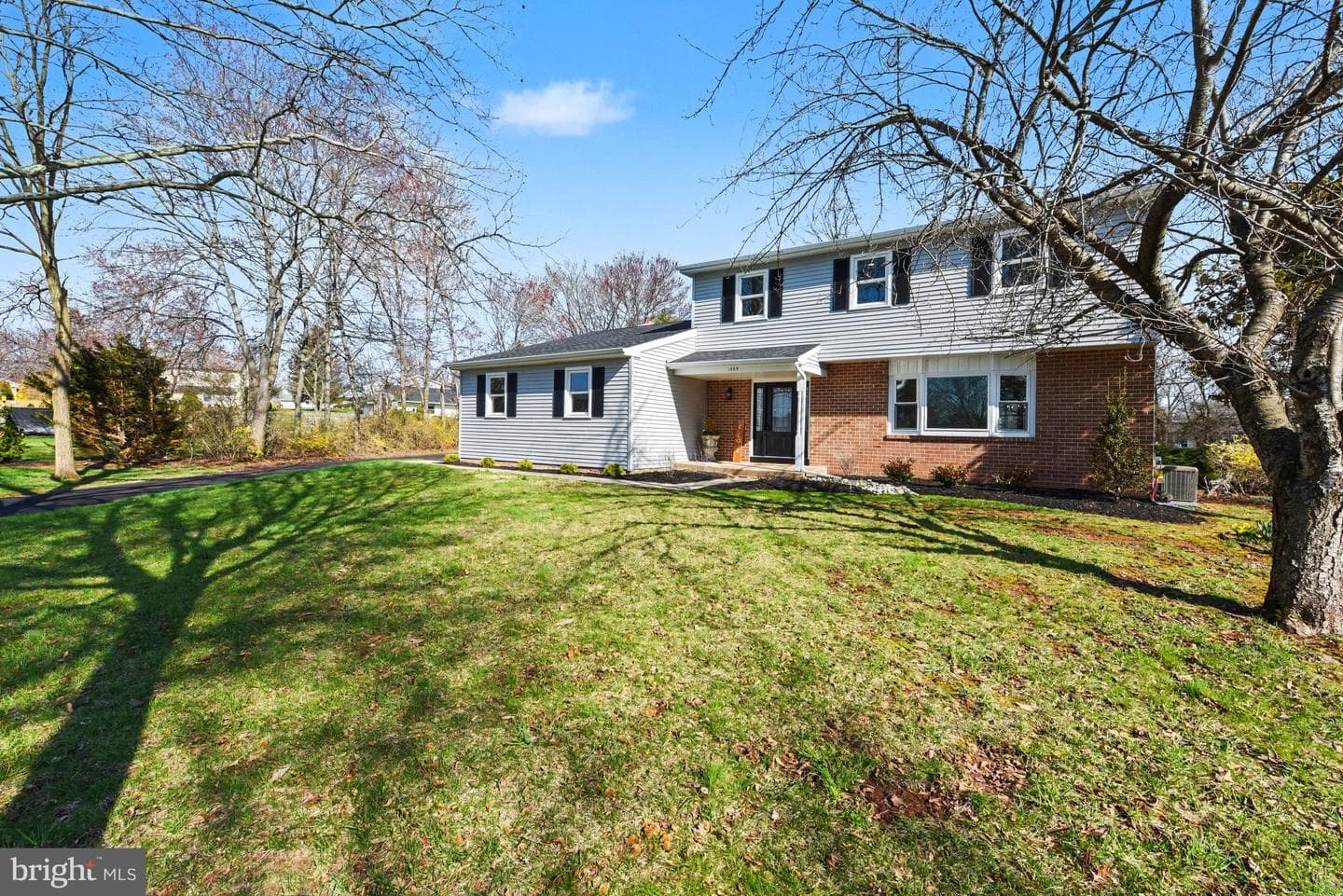 1509 Saint Andrews Way photo 9
