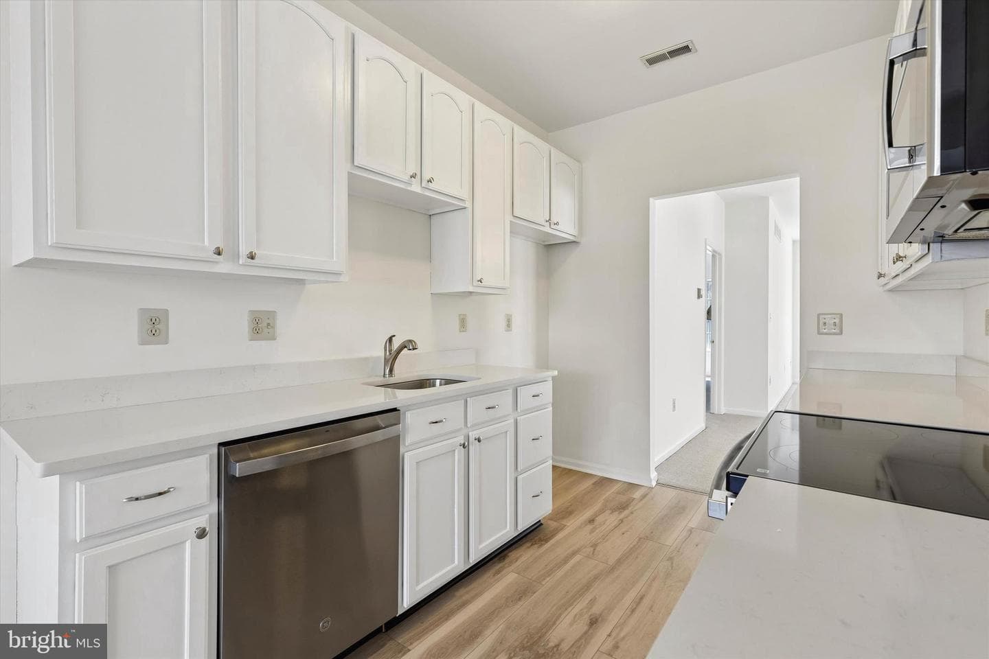 30 Patterson Avenue #30 photo 5