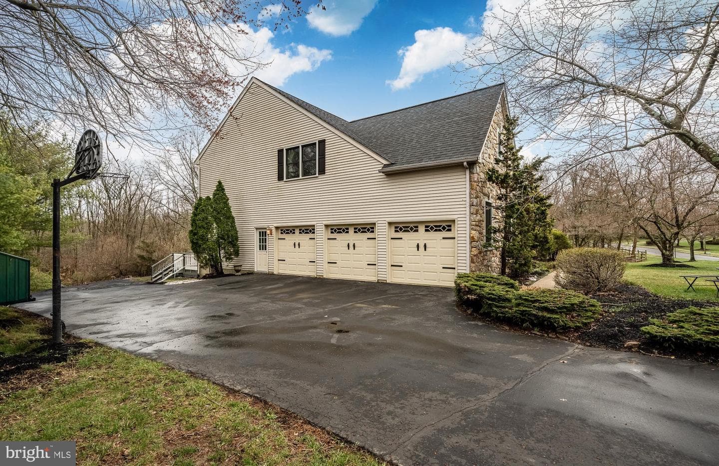 118 Davis Drive photo 4