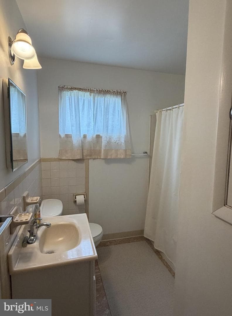 118 Egerton Avenue photo 10