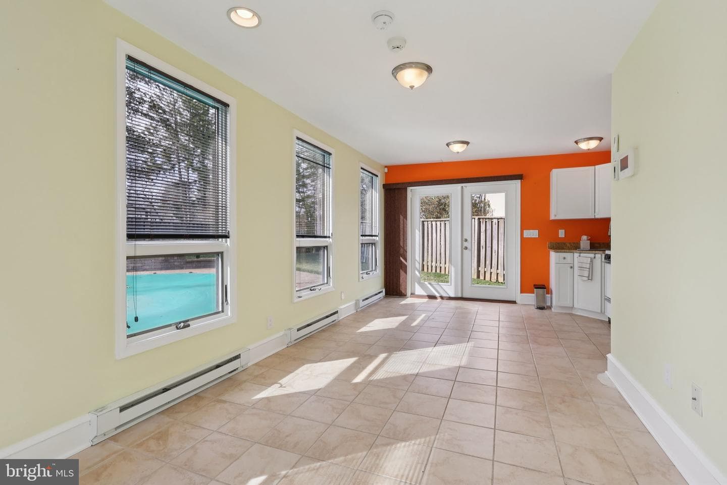 260 Mathers Road photo 71
