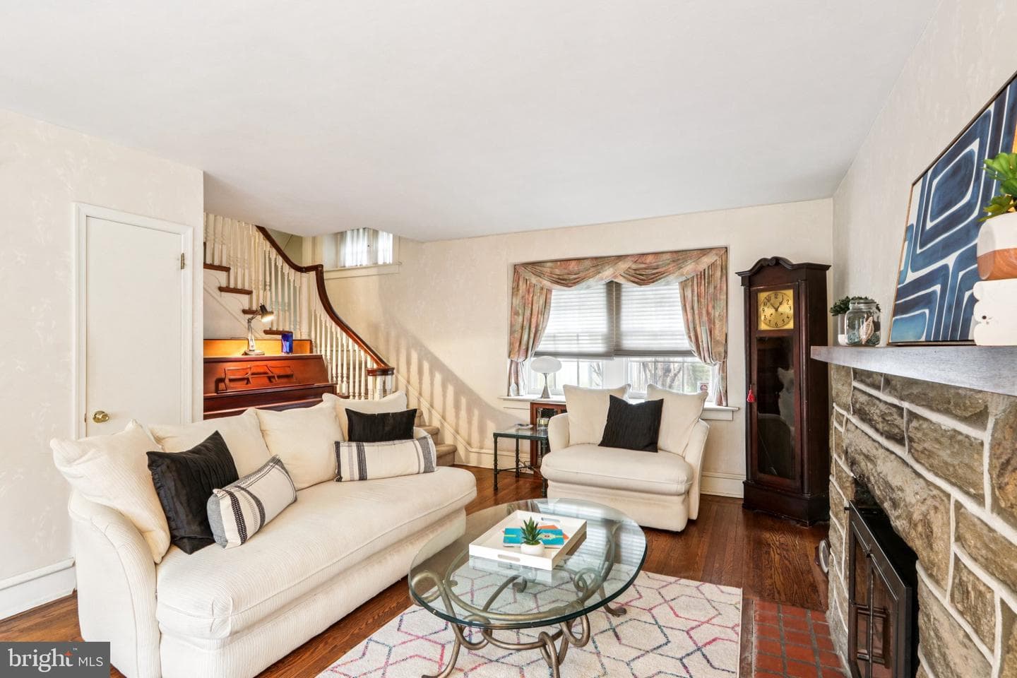708 Meetinghouse Road photo 12