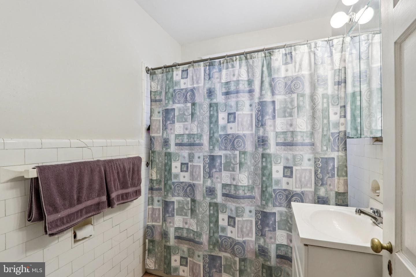 708 Meetinghouse Road photo 25