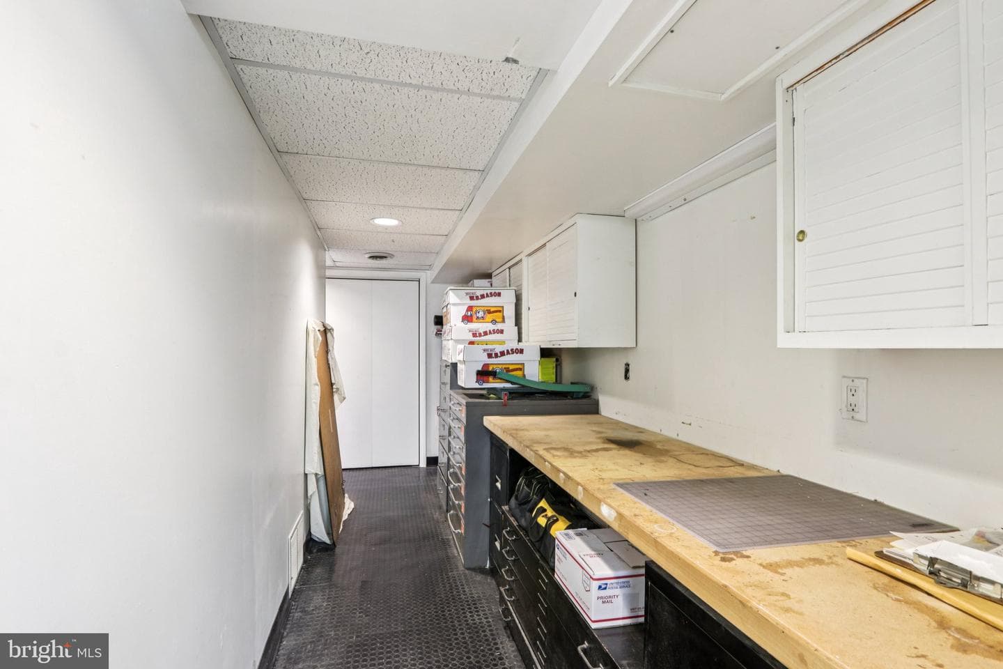 708 Meetinghouse Road photo 33
