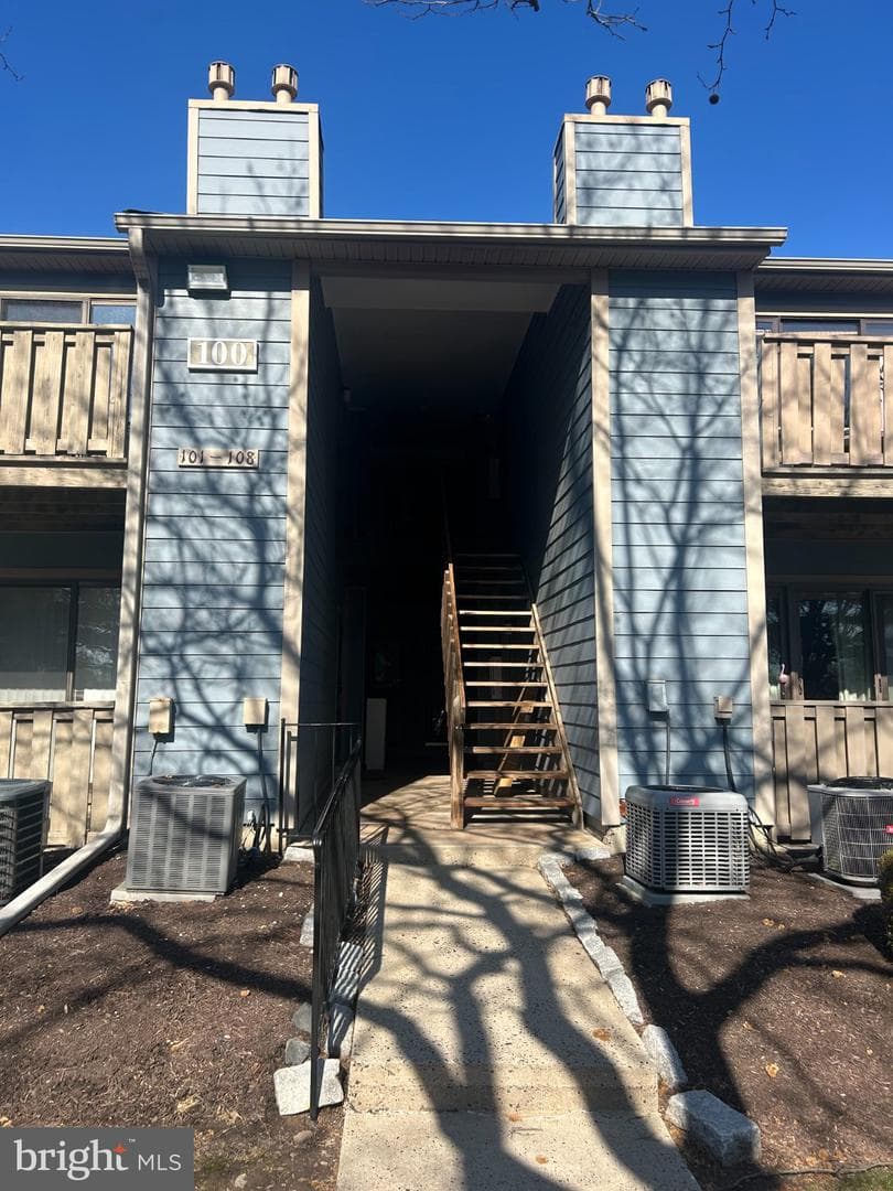 107 Stockton Court photo 15