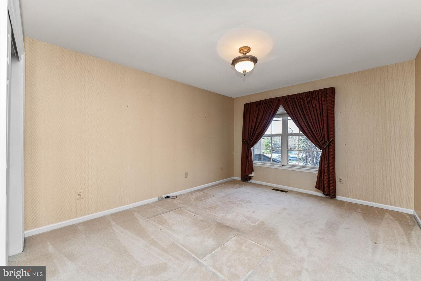 376 Hobson Place photo 24