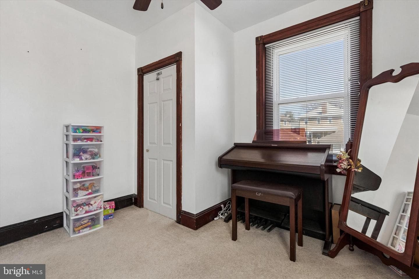 35 N Ridge Avenue photo 10