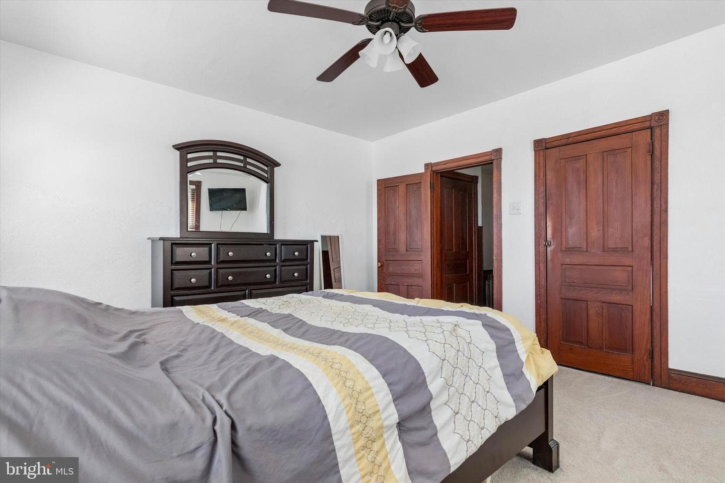35 N Ridge Avenue photo 13