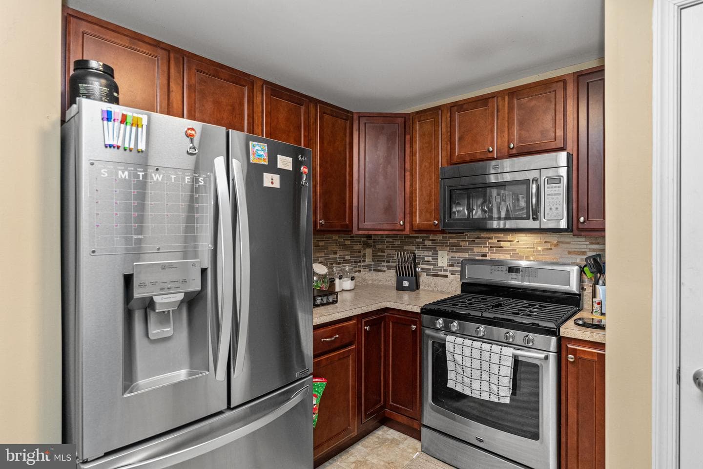 2062 Berkeley Drive photo 9