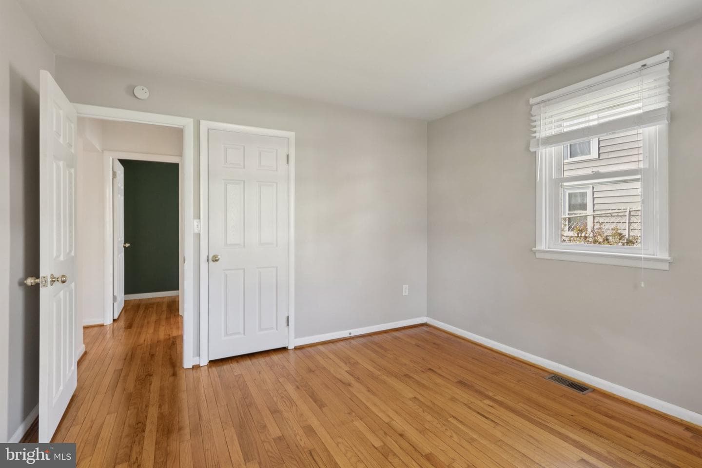 207 Amelia Street photo 22