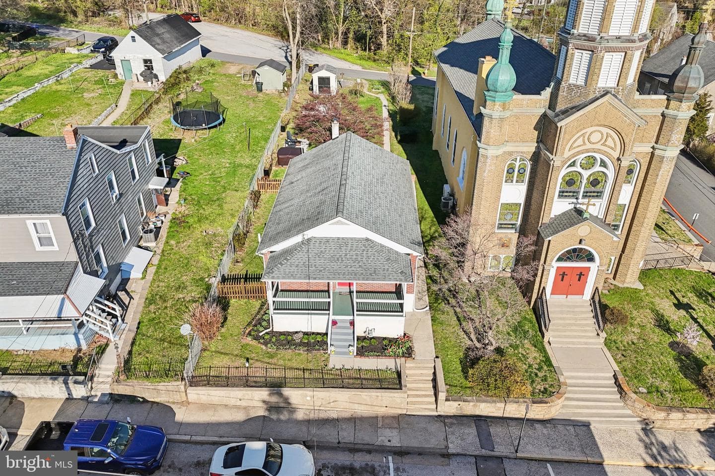 207 Amelia Street photo 54