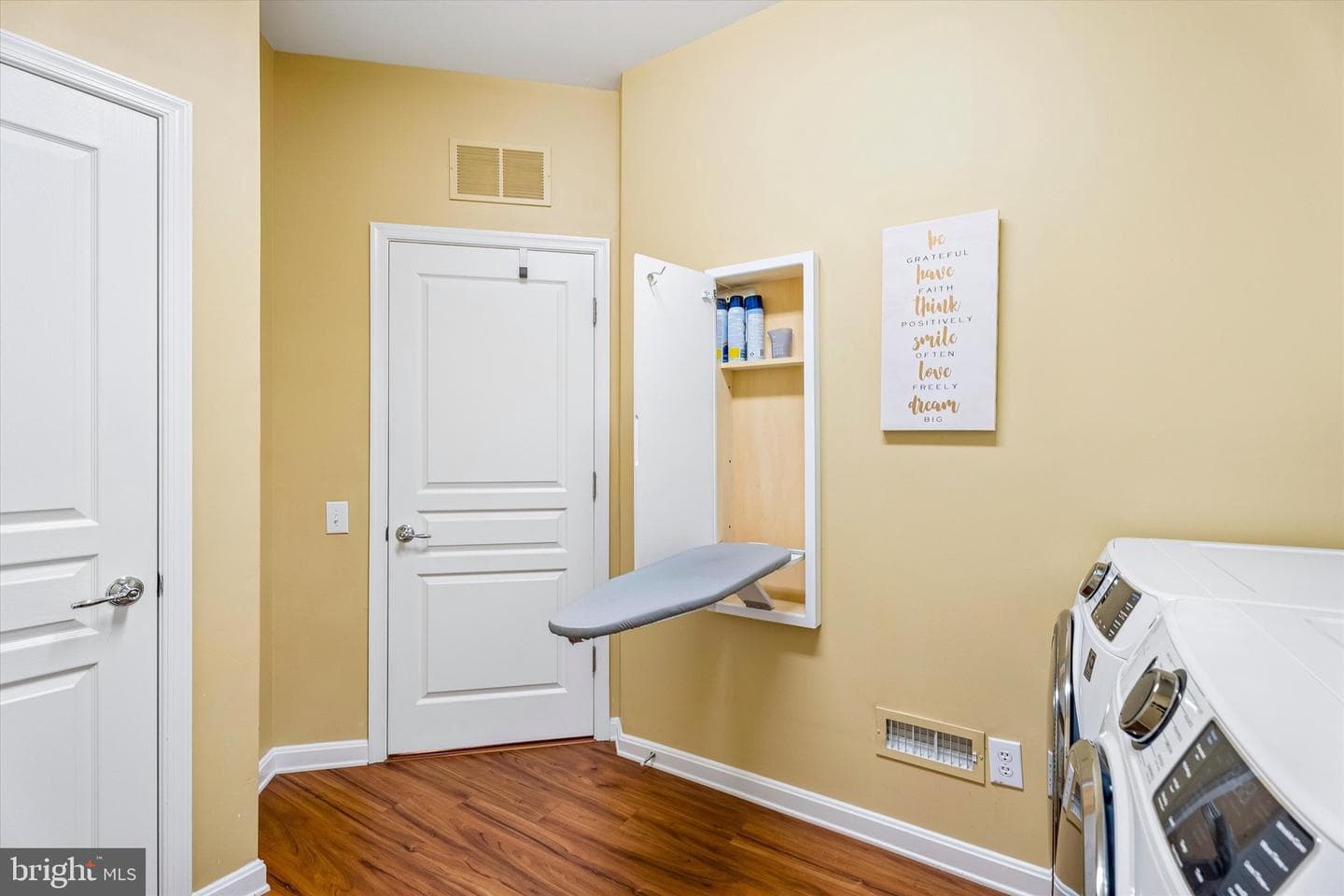 440 Primrose Drive photo 24