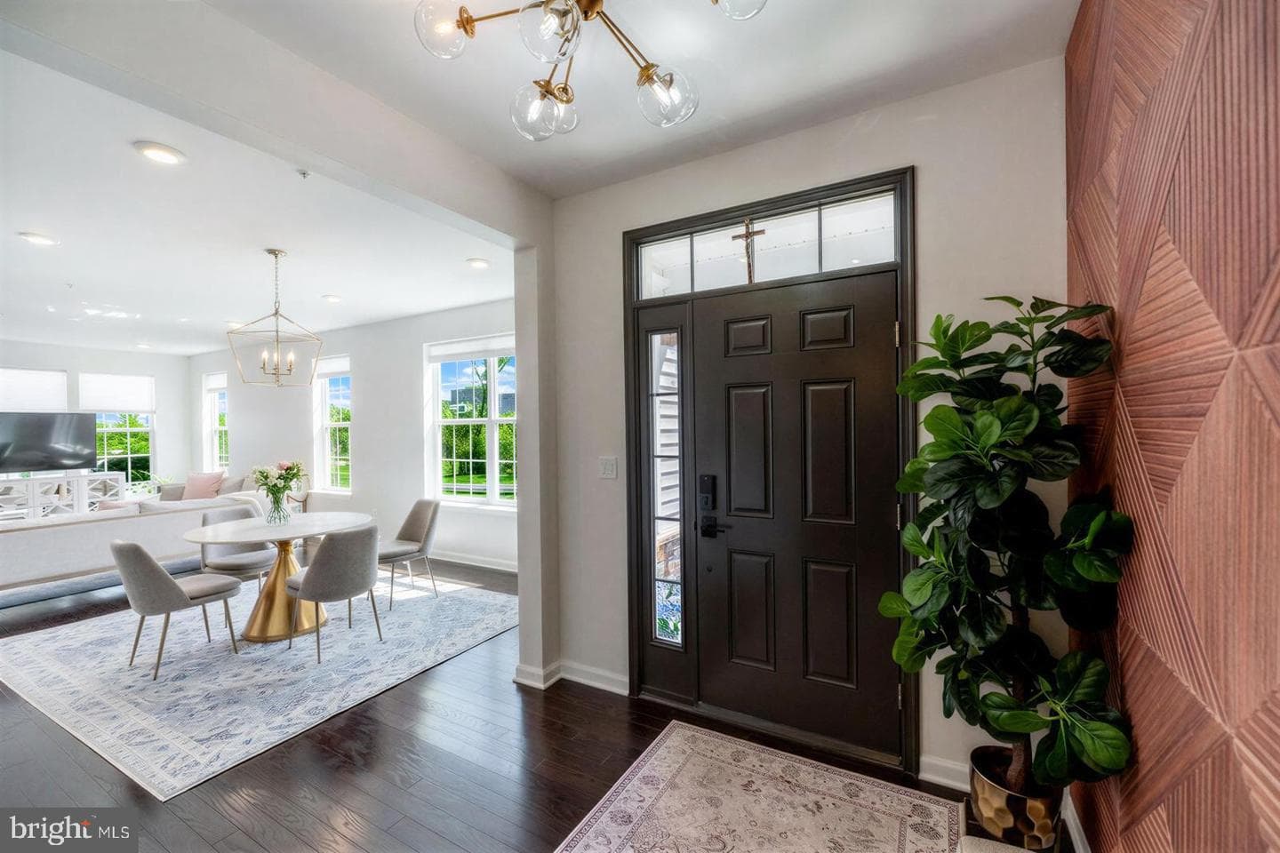 325 Goldman Drive photo 7