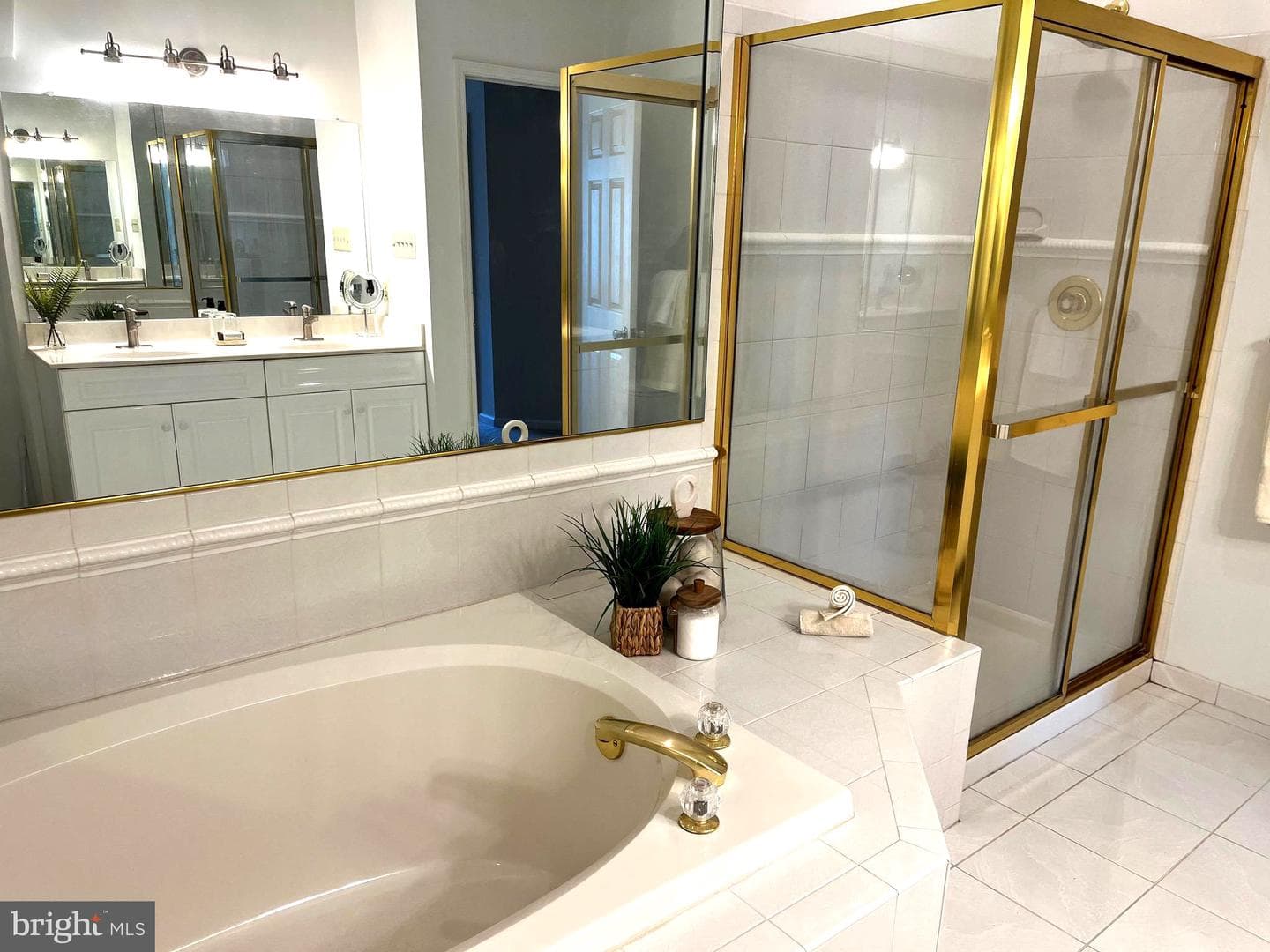 388 Hobson Place photo 14