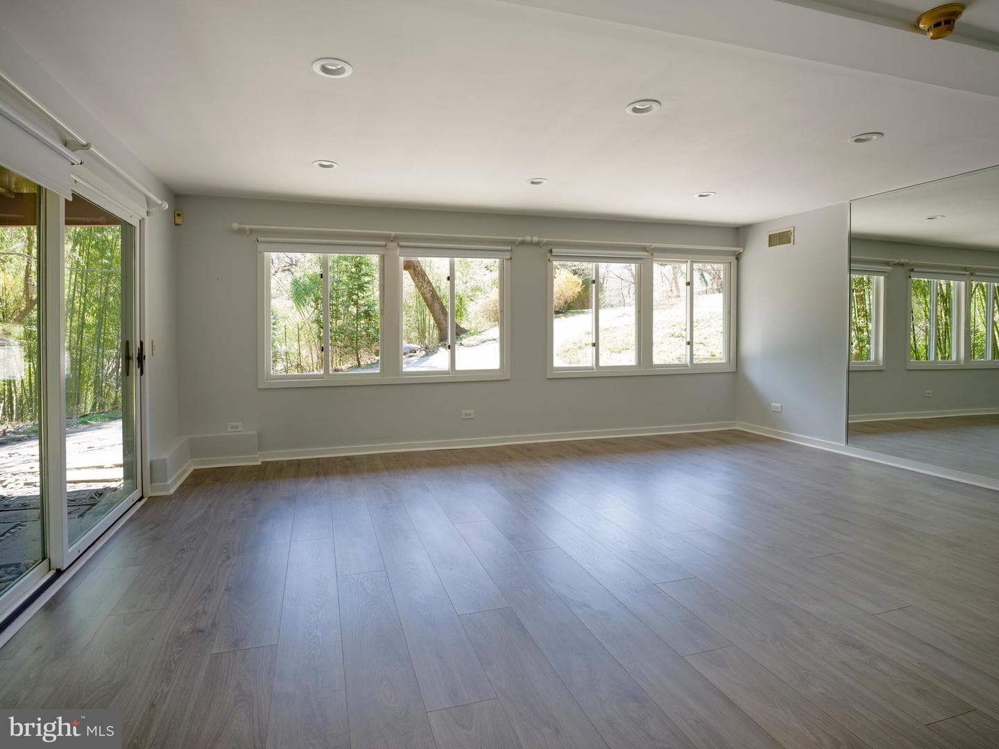 1300 Centennial Road photo 44