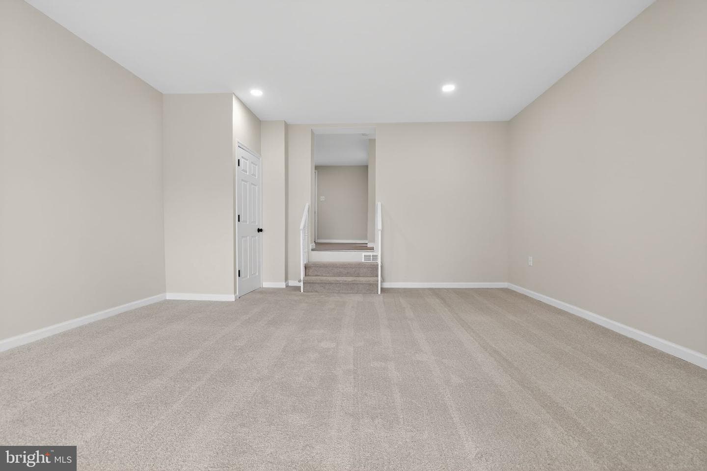 28 Circle Drive photo 10