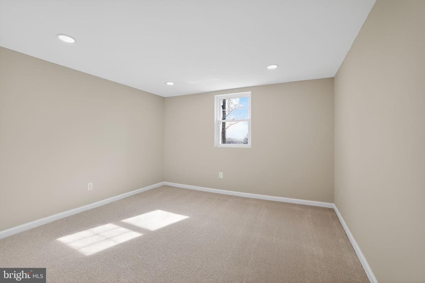 28 Circle Drive photo 16