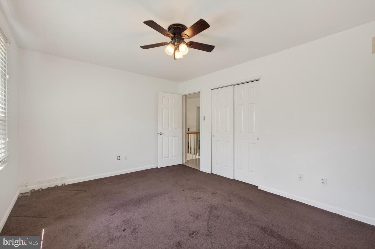 117 Oxford Lane photo 15